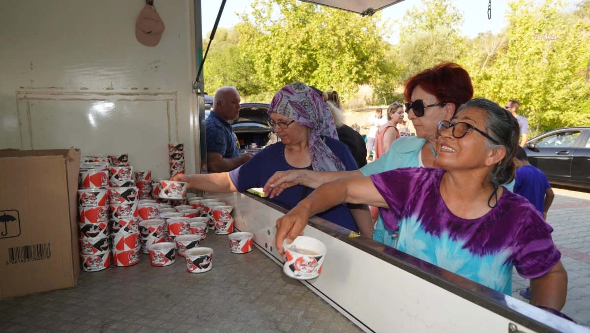 Güzelbahçe Belediyesi Muharrem Ayı’nda Aşure Etkinliği Düzenledi