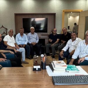 saray zihniyeti sahada vekil yargi ve patron ayni masada qbhxICML