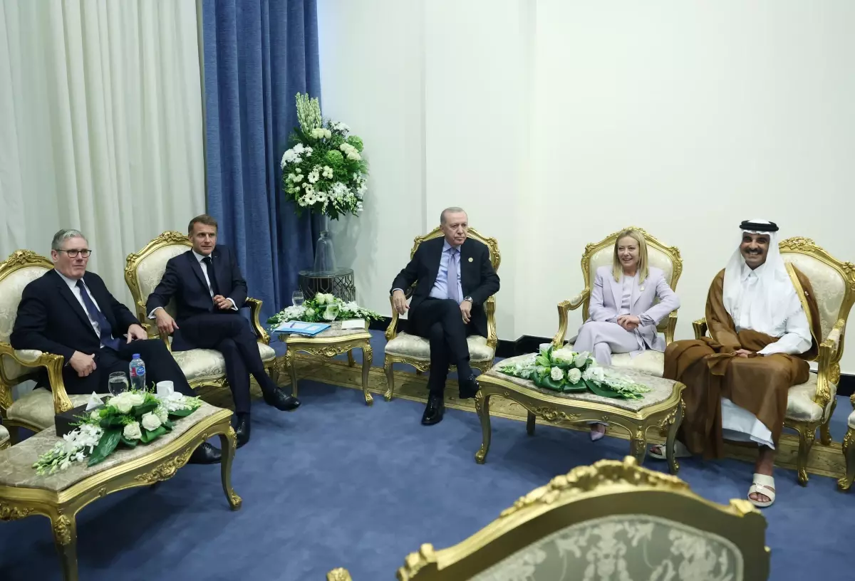 cumhurbaskani erdogan baris icin sarm el seyh zirvesi kapsaminda liderlerle gorustu xDOUwefe.jpg