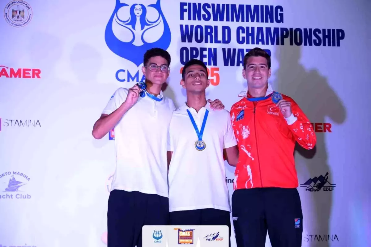 derin toparlak dunya paletli yuzme sampiyonasinda bronz madalya kazandi GpuJ1ITE.jpg