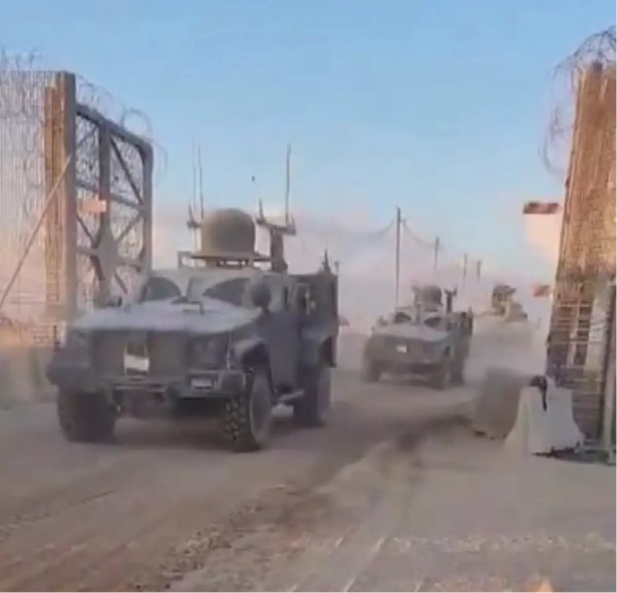 israil ordusu gazzeden kismi cekilme baslatti F8x8z6wG